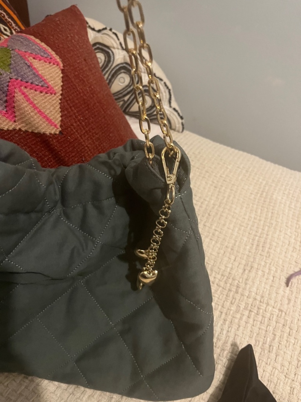 Loft Quilted Green Chain Handle Bag - Picture 6 of 7